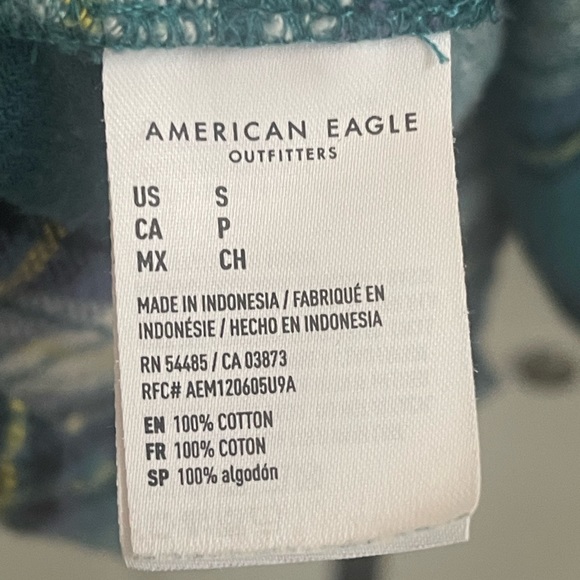 American Eagle women’s flannel - Picture 4 of 5